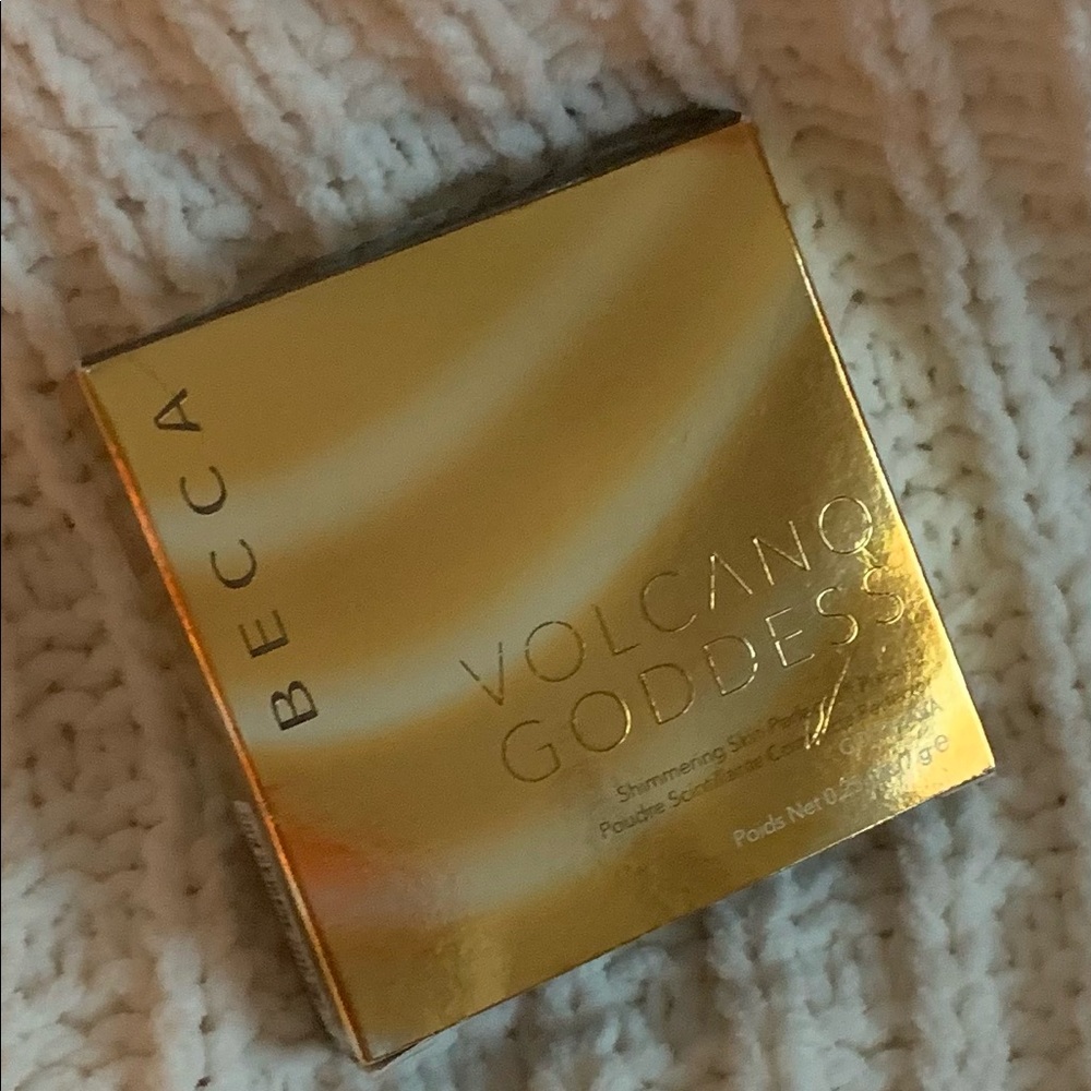 BECCA Limited Edition Volcano Goddess In Gold Lava